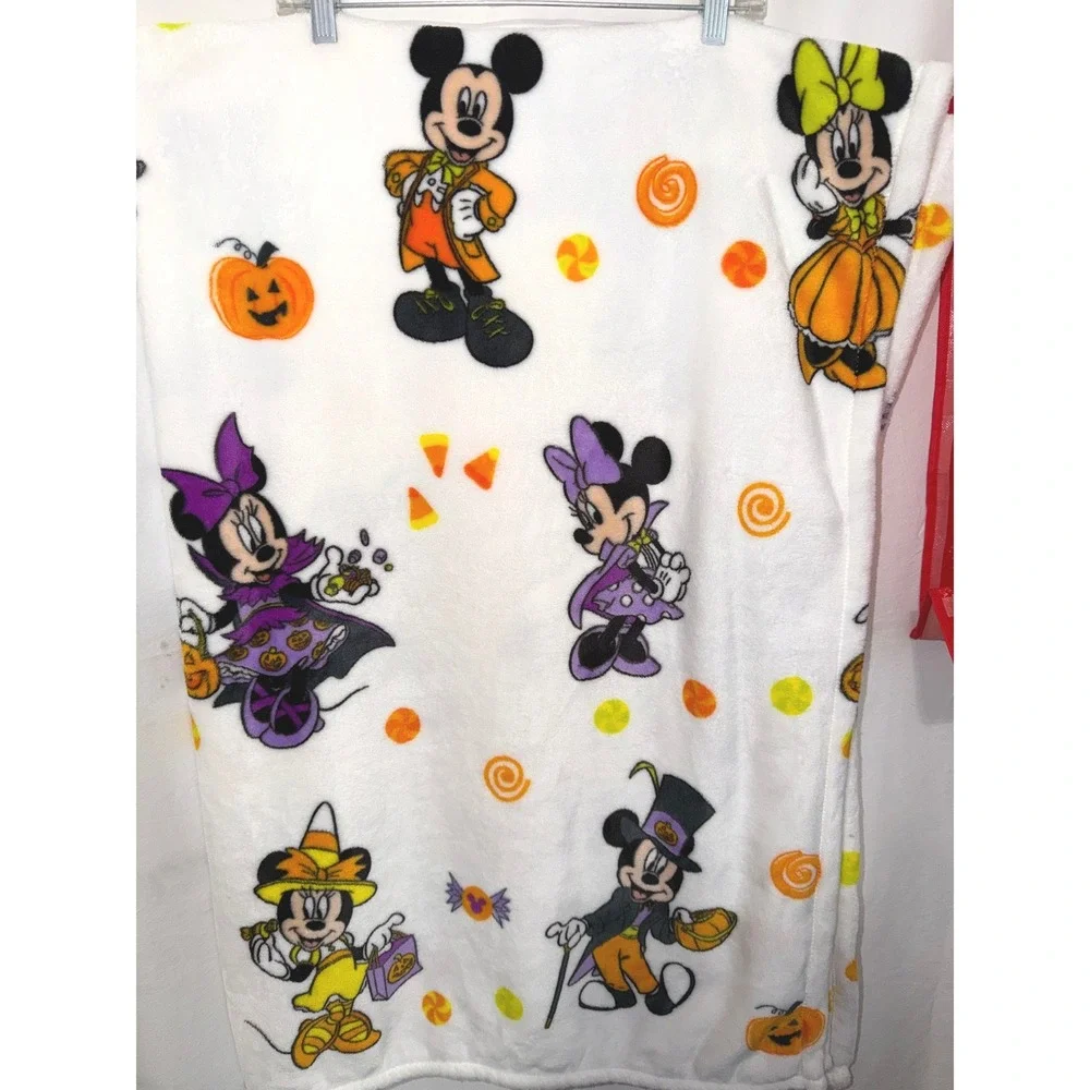 Disney's Micky & Minnie Mouse Plush Halloween Theme Throw Blanket + Tote
